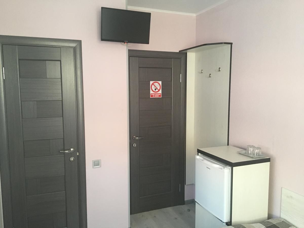Гостевой дом Guest House Max Хмельницкий-16